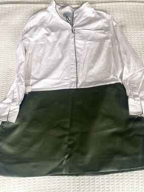 hunter green crepe callahan dress Tuckernuck Black Crepe Sleeveless Callahan Shirt Dress Black / L main image 1